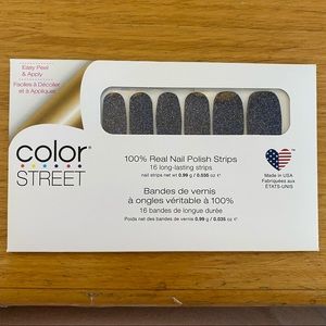 Color Street Living the Gleam